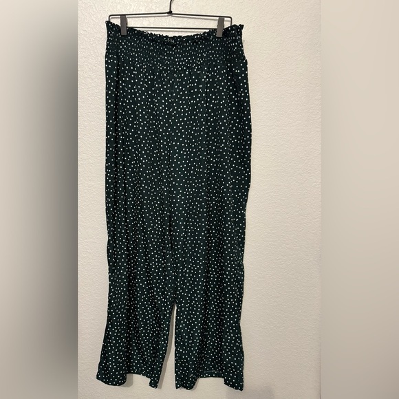 SHEIN Curve Polka Dot GreenPants - Picture 1 of 3